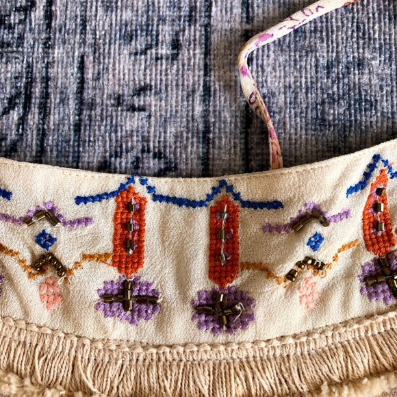 Simply a beautiful piece. - Picture 2 of 4